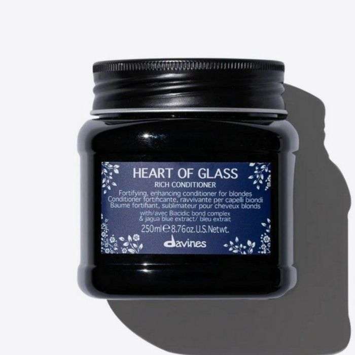 davines-heart-of-glass-baume-fortifiant-riche-250-ml.jpg DAVINES HEART OF GLASS BAUME FORTIFIANT RICHE 250 ML – Image 1