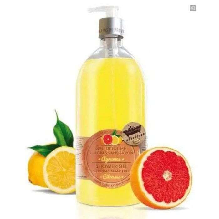 les-petits-bains-de-provence-les-petits-bains-de-provence-gel-douche-surgras-agrumes-1-l-gels-et-huiles-lavants.jpg LES PETITS BAINS DE PROVENCE GEL DOUCHE SURGRAS AGRUMES 1 L – Image 1