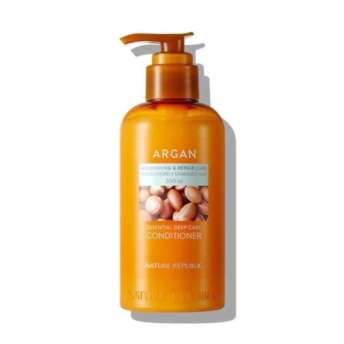 nature-republic-nature-republic-argan-essential-deep-care-conditioner-300-ml-apres-shampoing.jpg NATURE REPUBLIC ARGAN ESSENTIAL DEEP CARE CONDITIONER 300 ML – Image 1